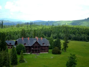 Ždiarske drevenice z výšky